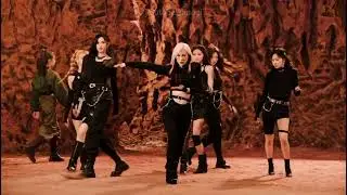 Psy 'That That' (ft. Suga) Fits to EVERGLOW Pirate Perfectly