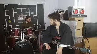 рок клуб жив