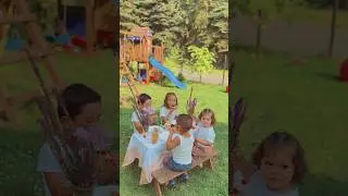 Adik kakak berjodoh dengan bule & punya anak mix