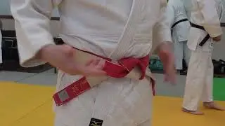 ثلاث طرق سهلة لربط حزام الجودو