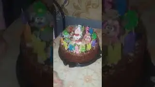 Вот такой торт мне сделали на День Рождения.....