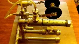 Паровой двигатель голыми руками. (Steam Engine Barehanded.)