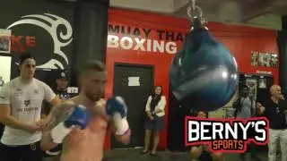 carl frampton working out hard gets ready for leo santa cruz - EsNews Boxing
