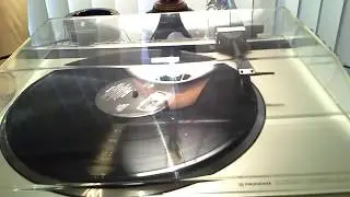Pioneer Pl-L800 turntable