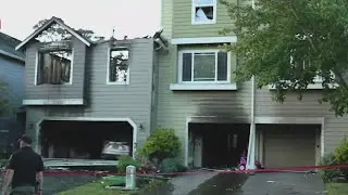3 die as Cessna crashes into Fairview townhouse