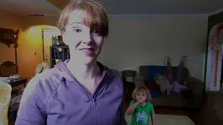 Mom's Naked Wall