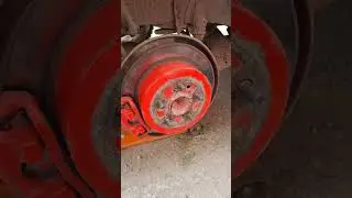 задние дисковые тормоза в Тойота Надя.
