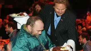 25 Jahre Weihnachten mit Frank Zander - Ein Fest für Obdachlose und Bedürftige im Estrel Berlin.