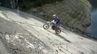 Waterdam stunt Frans Verhoeven near Brasov, Romania , the land of Dracula !!