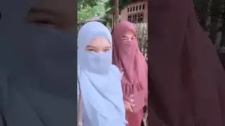 di antara 2 ukthi ini mana yang adek