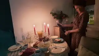 Серёжа жарит мяса, с праздником друзья.