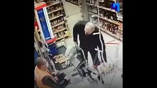 В Петербурге спор о масках закончился ударом банкой со сметаной в лицо