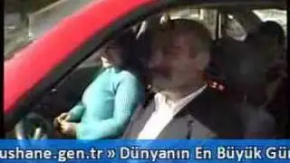 TRAFİK POLİSLERİNDEN BAYRAM ŞEKERİ