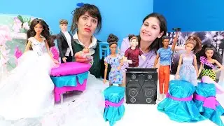 Ayşe VS. Ümit. Good and Bad wedding planner. Girl games with Barbie