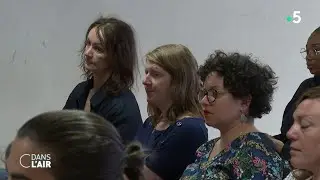 Une rentrée scolaire dans le doute pour l'éducation nationale - Reportage #cdanslair 31.08.2024