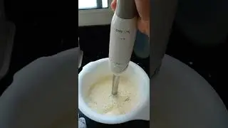 HAND BLENDER 