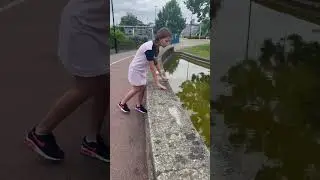 #short #friendship #fishtank #nature #water #southampton #water #silent #Miriam Music Travel Love