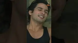 Milan Abhi Aadha Adhura Hai 💏💃🏻🕺🏻| Vivah | Shahid Kapoor | Amrita Rao #ytshorts #shorts #lovestatus