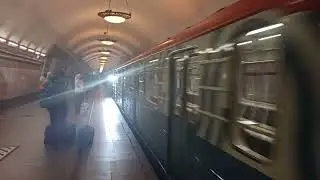 Диагностический состав,Синергия-1(81-717)выезжает на станцию Новокузнецкая (2)г.Москва