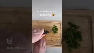 Life hack! Have you seen this before? #lifehacks #cookinghacks #kitchenhacks #foodblog