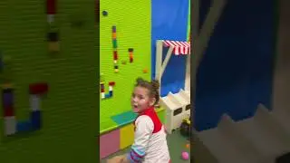 Вива Парк в ТЦ Мегасити, прийти поиграть с ребенком, отдохнуть, походить по магазинам, в кино