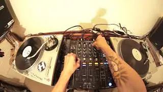 BEGINNER VINYL MIXING LESSON BY ELLASKINS THE DJ TUTOR