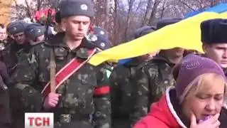 З 36 річним бійцем Олександром Грузовенко попрощалися у Києві