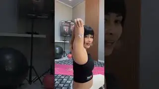 latian yoga sambil pamer ketiak mulus ✨💦 