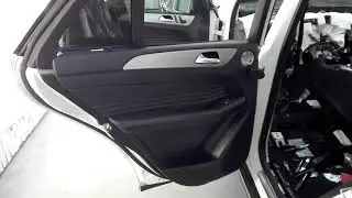 Mersedes ML 350 как снять заднюю дверную карту