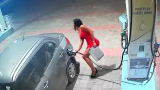 Она Не Знала, Что Её Снимает Камера, и Сделала Это. Лучшее за Месяц