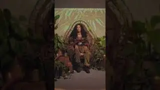 Cher stars UGG‘s NEW Classic Mini II Boot campaign 🤩🔥