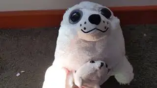 Mama Seal Plush with Baby