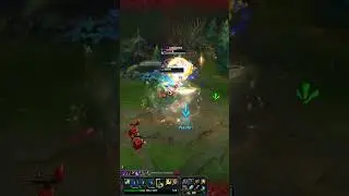 Fighting vs Yuumi ?!? - Riven 1vs2 Outplay - League of Legends #shorts