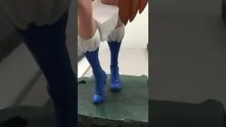 Video instruction to assist in assembling the MOTU Sorceress Statue