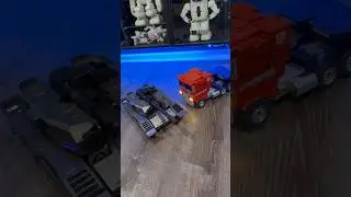 Robosen Megatron & Optimus Transform Side-by-Side!! 🤯 