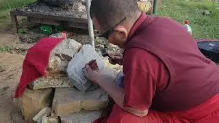 Mani Stones