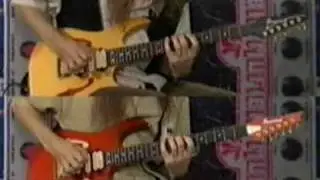 Paul Gilbert - (Terrifying Guitar Trip)