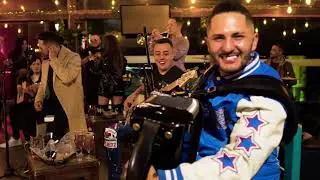 Efra Pinzón - En El Rincón De Una Cantina  /Video Oficial/