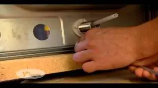 How to Reinstall a Sink and Faucet
