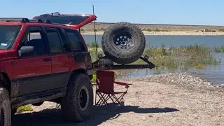 Custom grand Cherokee zj rear bumper tire carrier