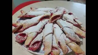 Пальчики из слоёно-дрожжевого теста. Пальчики оближешь!!!!!!!!   #выпечкаизслоеноготеста