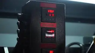 Двуобрезна машина MAK 550 W за обработване на алуминиеви или PVC профили.
