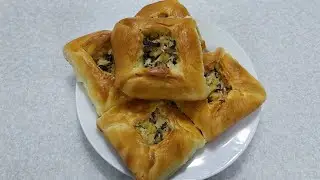 Пирожки с курицей, картошкой и грибами