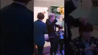 Вигу всегда на своей волне и заняты друг другом🥺💕