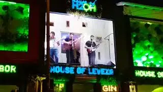 OutroEu - Sweater Weather - House of H2O (18.08.2018)