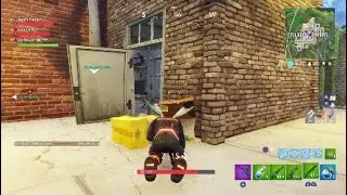 ANGRY SQUEAKER GETS TRIGGERED IN FORTNITE!?!