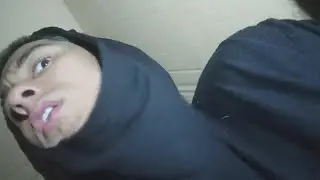 Idiot Mails Himself to the Wrong Guy