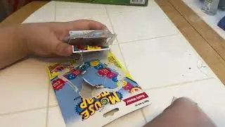Mouse Trap Keychain (1999 Edition) Unboxing