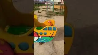 Всем хай с вами Вика лайм и сегодня мы сняли обзор на нашу плашядку .ДИСКЛЕЙМЕР пол площадки сломали
