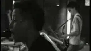 Zablujena generacija - Upornika brez razloga